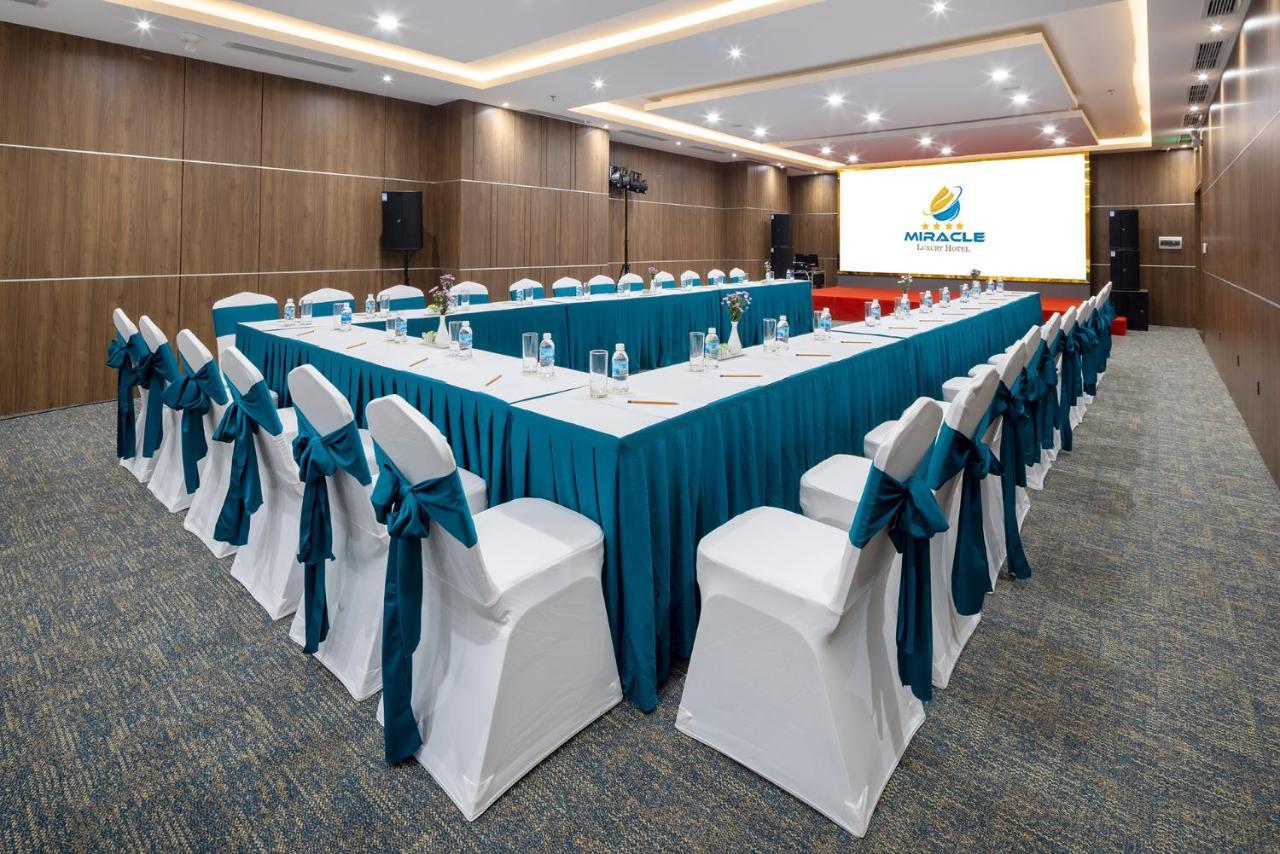 Miracle Luxury Nha Trang Hotel Exterior photo