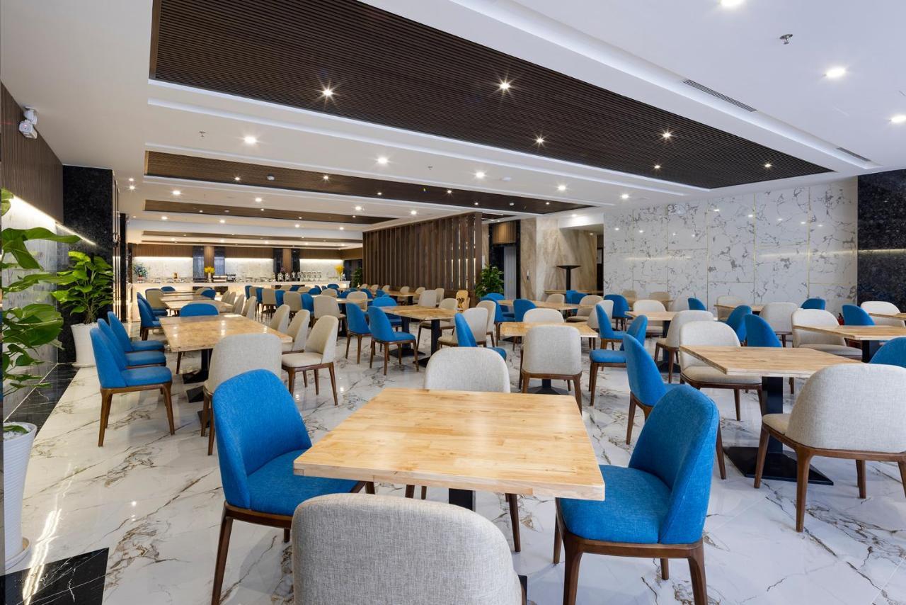 Miracle Luxury Nha Trang Hotel Exterior photo