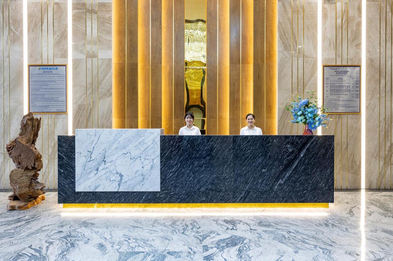 Miracle Luxury Nha Trang Hotel Exterior photo