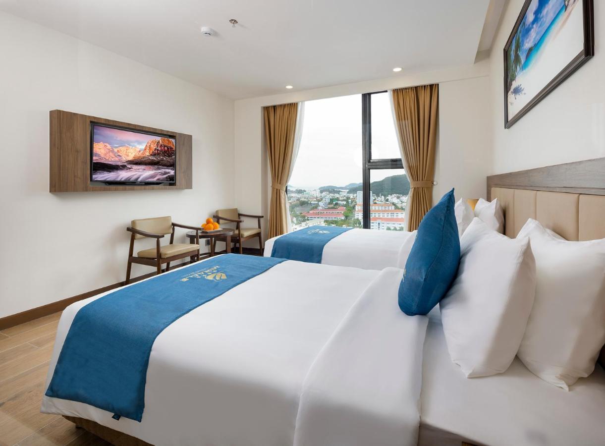Miracle Luxury Nha Trang Hotel Exterior photo