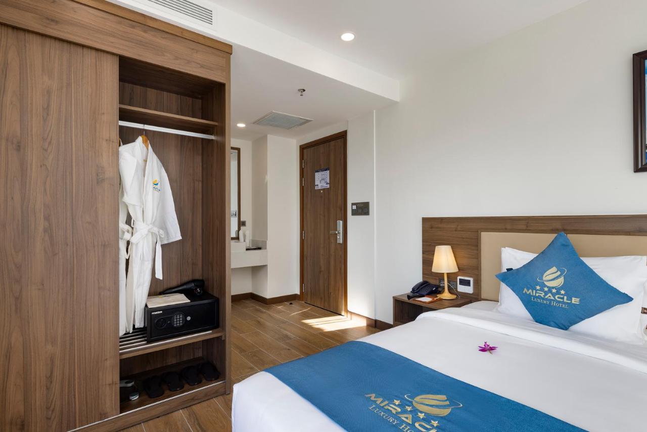Miracle Luxury Nha Trang Hotel Exterior photo