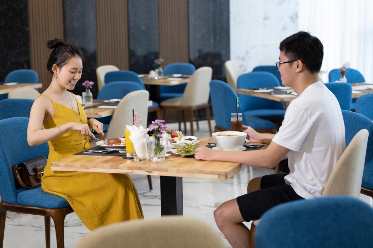 Miracle Luxury Nha Trang Hotel Exterior photo